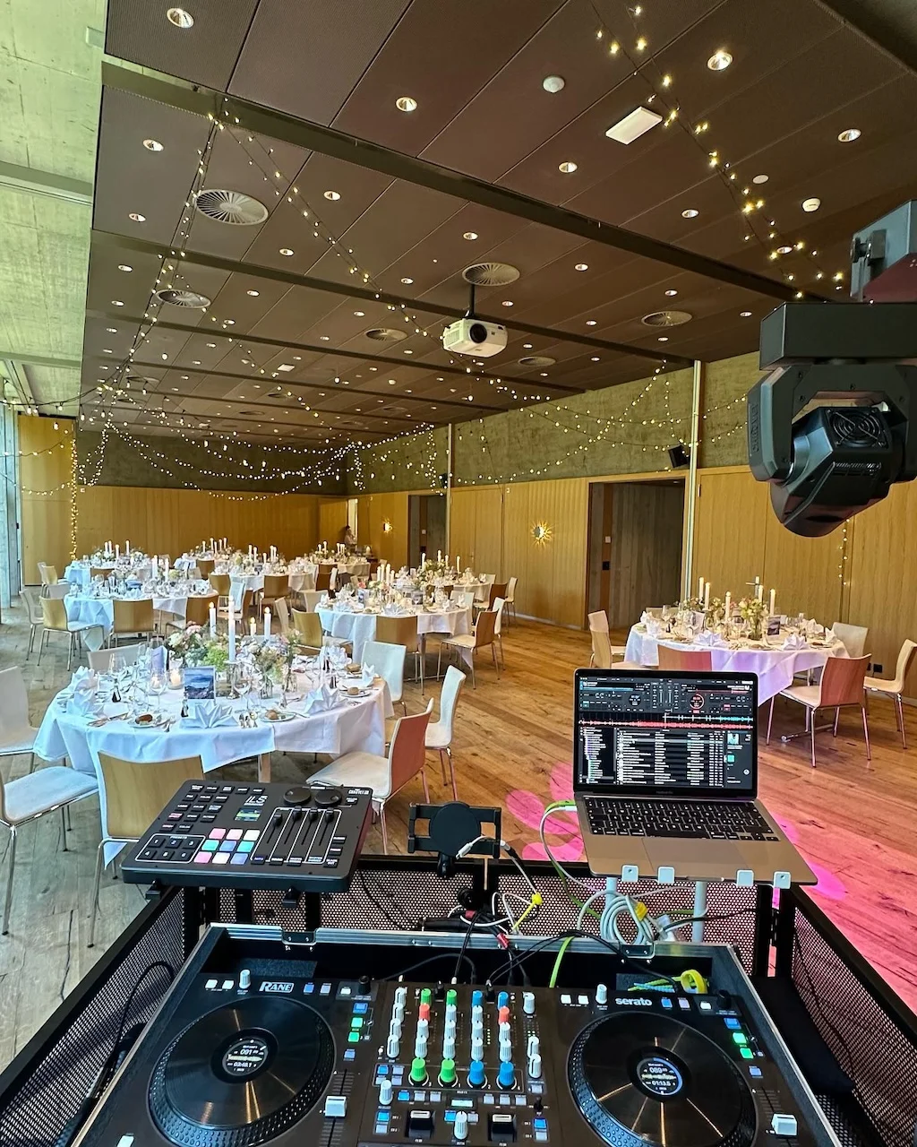 DJ Tomahawk auf der DJ-Party